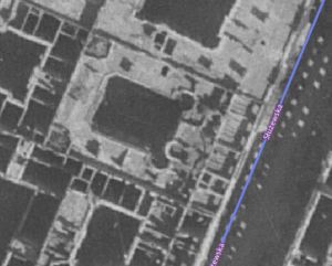 Budynek w dość dobrym stanie przetrwał wojnę. Uszczerbku doznało jedynie „nowe” piąte piętro. Niestety nowa władza nie bardzo kochała secesję i budynek rozebrano jeszcze w roku 1946. 