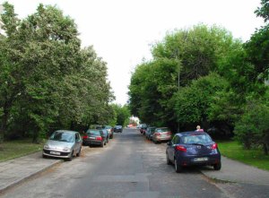 Ulica Klarysewska - nic nie wskazuje na to, że miała być ważną arterią...