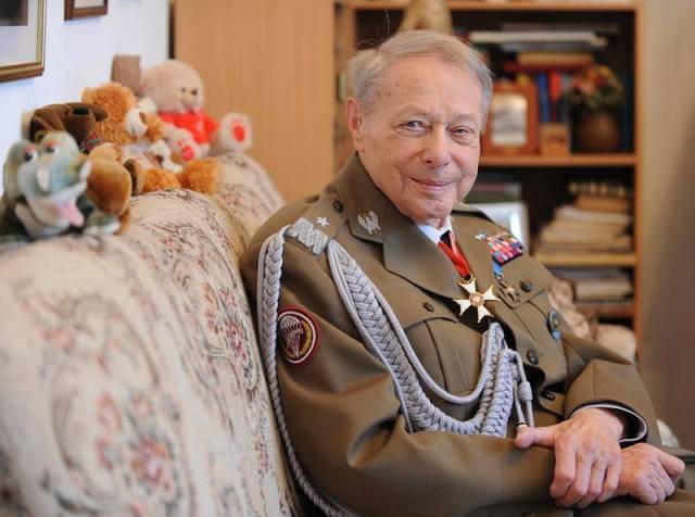 Generał Janusz Brochwicz Lewiński "Gryf".