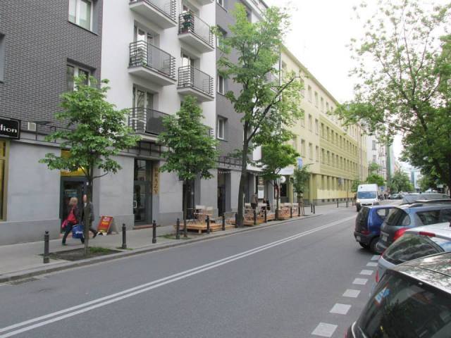 Poznańska 24 - Pracownia Sztuki Dekoracyjnej dawniej Bracia Łopieńscy.