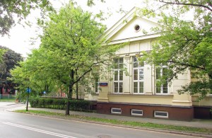 Widok od ulicy Sierakowskiego