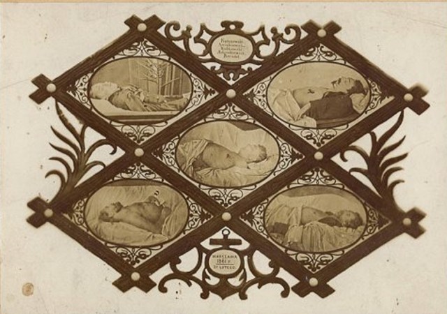 Zdjęcia zabitych stały się narodową relikwią.