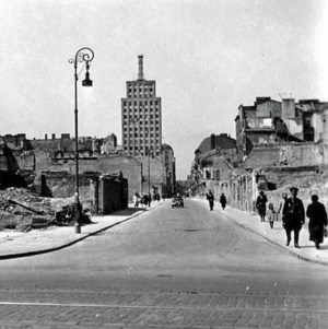 Prudential w roku 1940. Zdjęcie wykonane przez niemieckiego żołnierza.