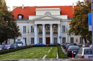 Pałac Mniszchów. W czasie niemieckiej okupacji mieścił się w budynku Szpital Maltański.